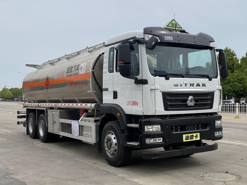 鋁合金運(yùn)油車，油罐車，楚勝汽車集團(tuán)
