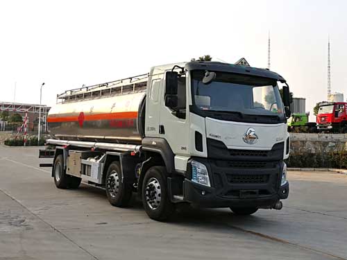 楚勝牌CSC5250GYYLEL型鋁合金運(yùn)油車(chē)